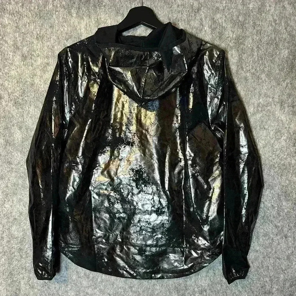 EUC Nike Air Women’s Foil Running Jacket - Small - Picture 6 of 10